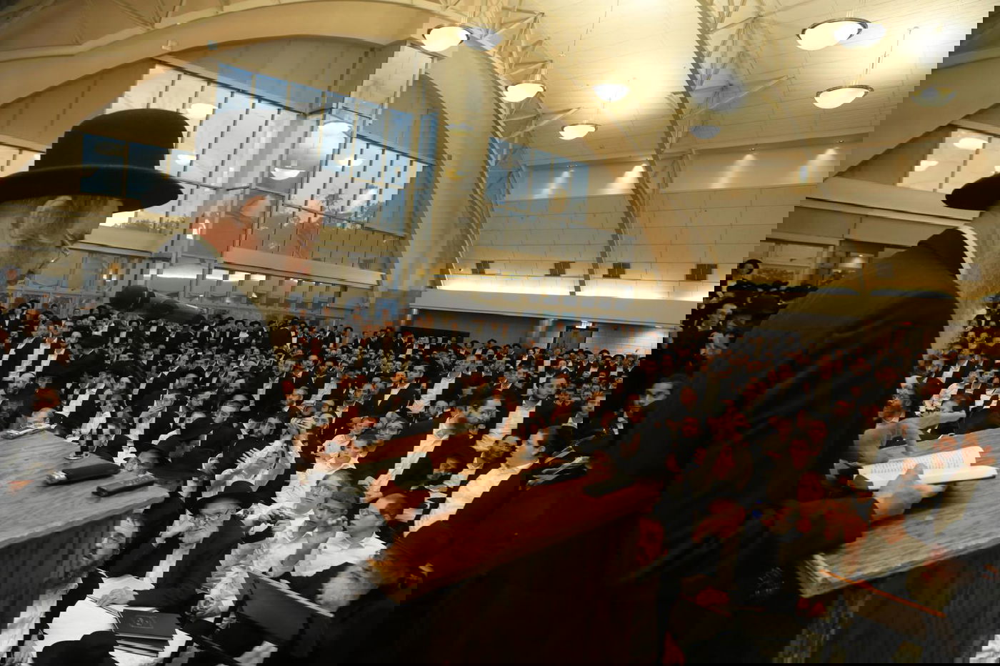 הדינרים, השיחות והשבת המרוממת: המסע של רה"י