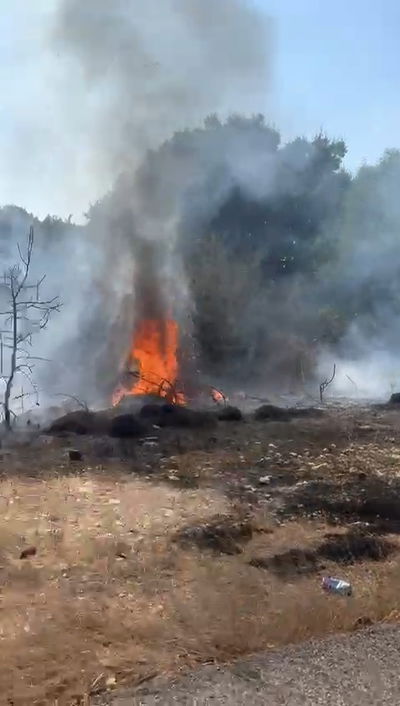 אחרי מטח הכטב"מים - מטח רקטות לגליל המערבי, שריפה פרצה ביער