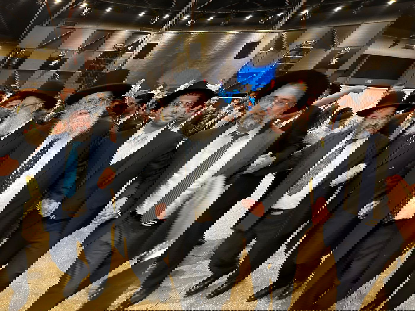 שמחת נישואי בן הגאון הרב פנחס כהן רב העיר נתיבות 