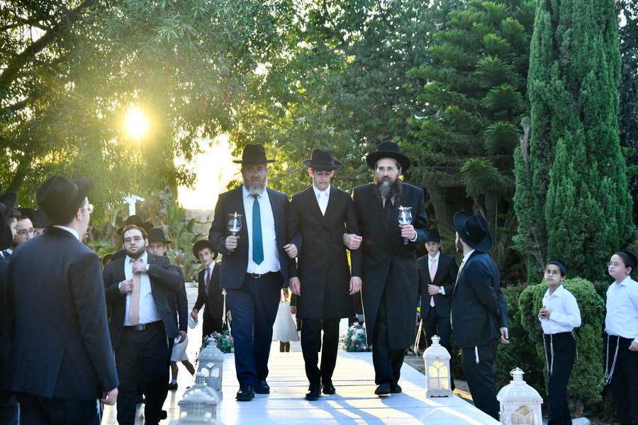 שמחת נישואי בת הגאון רבי אליעזר יהודה פינקל ראש ישיבת מיר