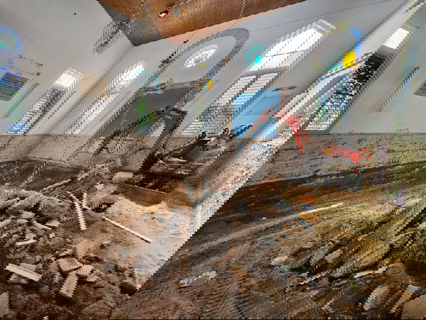 שיפוצים במבנה בית הכנסת