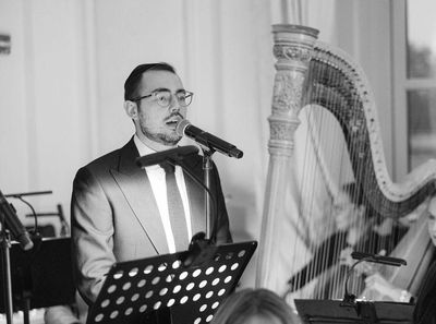 יוסף לוי בסינגל קליפ בכורה מרגש: "חוננו ה' חוננו"