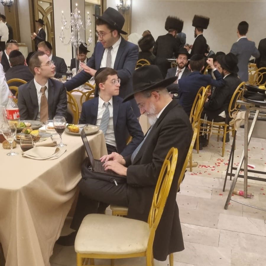 זופניק בכיכר • כל התמונות, הנייעס והחשיפות של השבוע