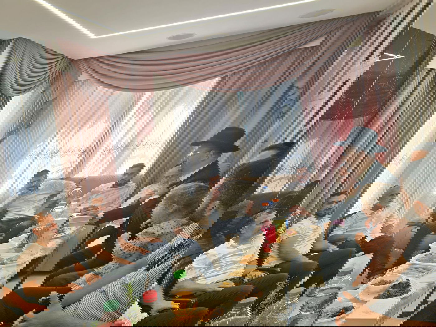 הרב צביאלי בן-צור בניחום אבלים