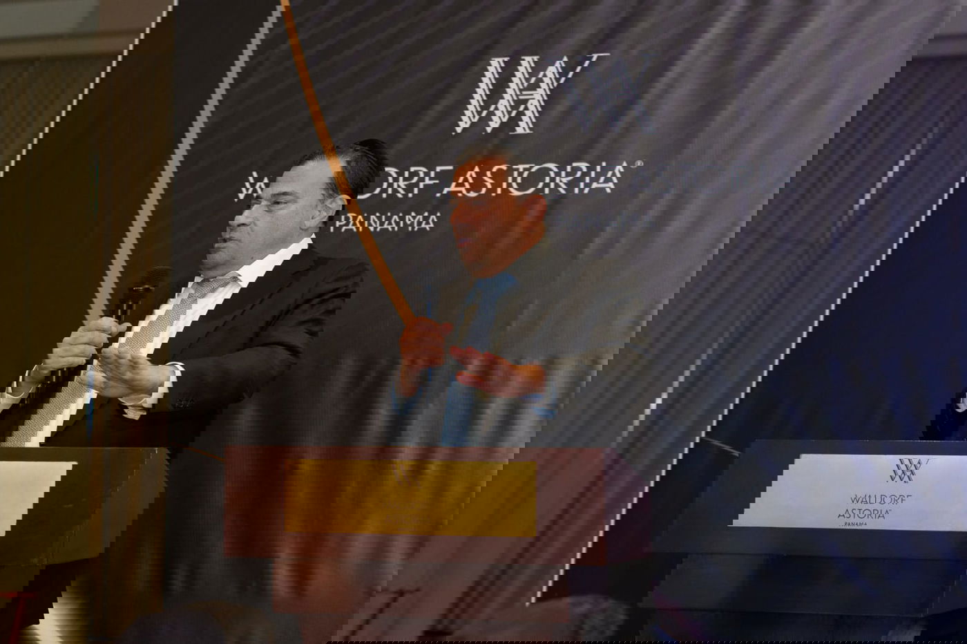 תיעוד מסע גדולי ישראל לדרום אמריקה