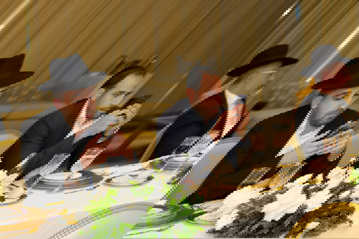 תיעוד מסע גדולי ישראל לדרום אמריקה