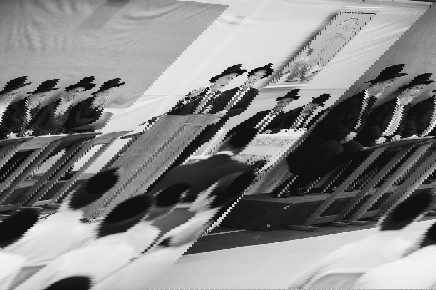 תיעוד מסע גדולי ישראל לדרום אמריקה