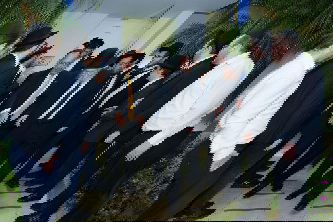 תיעוד מסע גדולי ישראל לדרום אמריקה