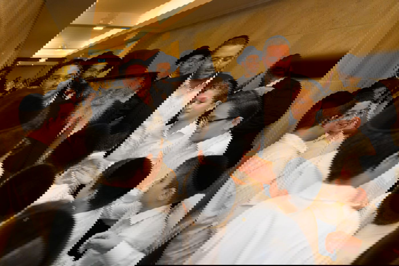 תיעוד מסע גדולי ישראל לדרום אמריקה