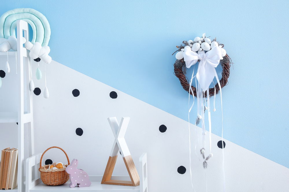 קיר בציור עצמי