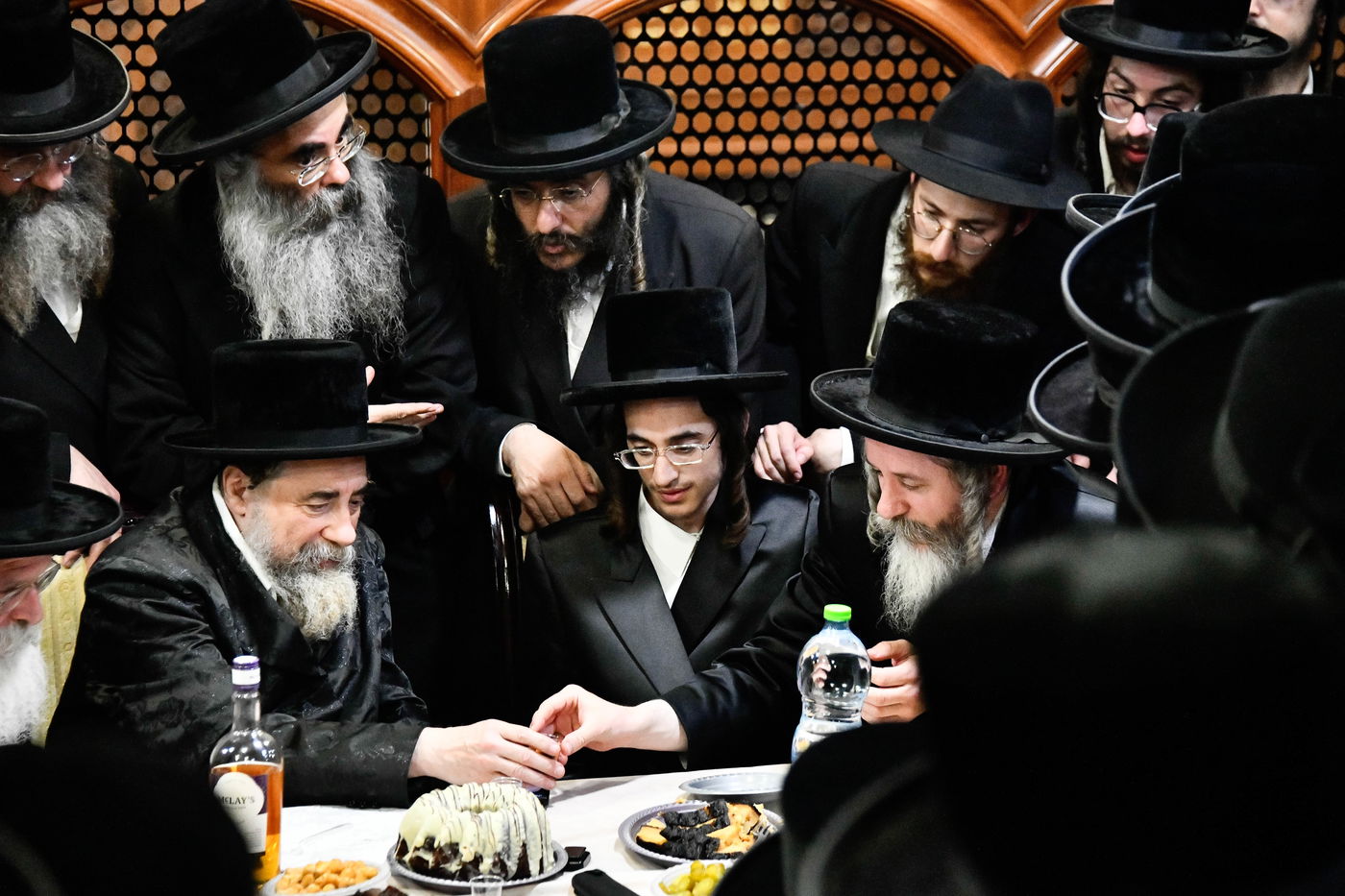 שמחת אירוסי בת האדמו"ר מרחמסטריווקא ספרינג וואלי