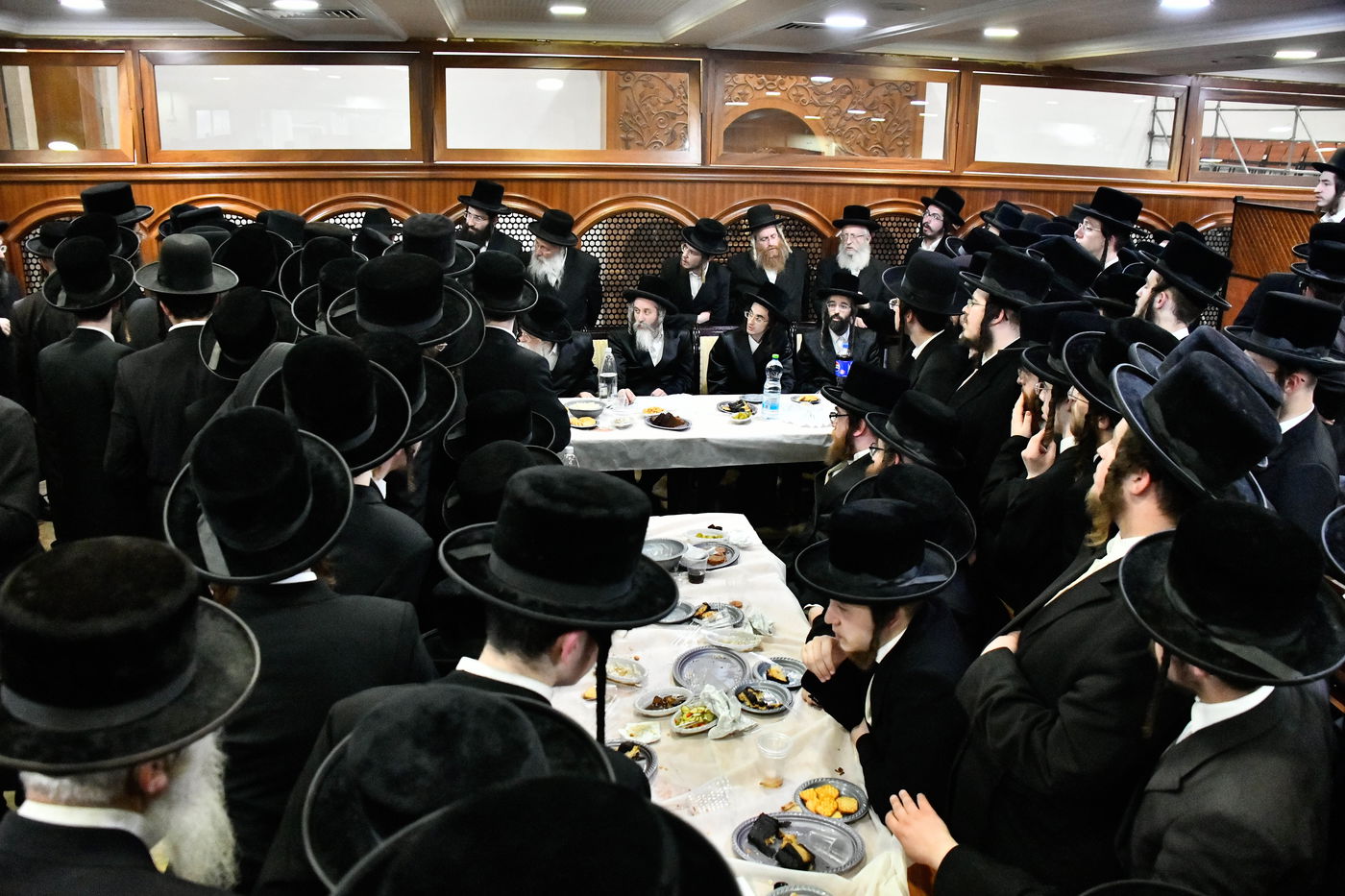 שמחת אירוסי בת האדמו"ר מרחמסטריווקא ספרינג וואלי