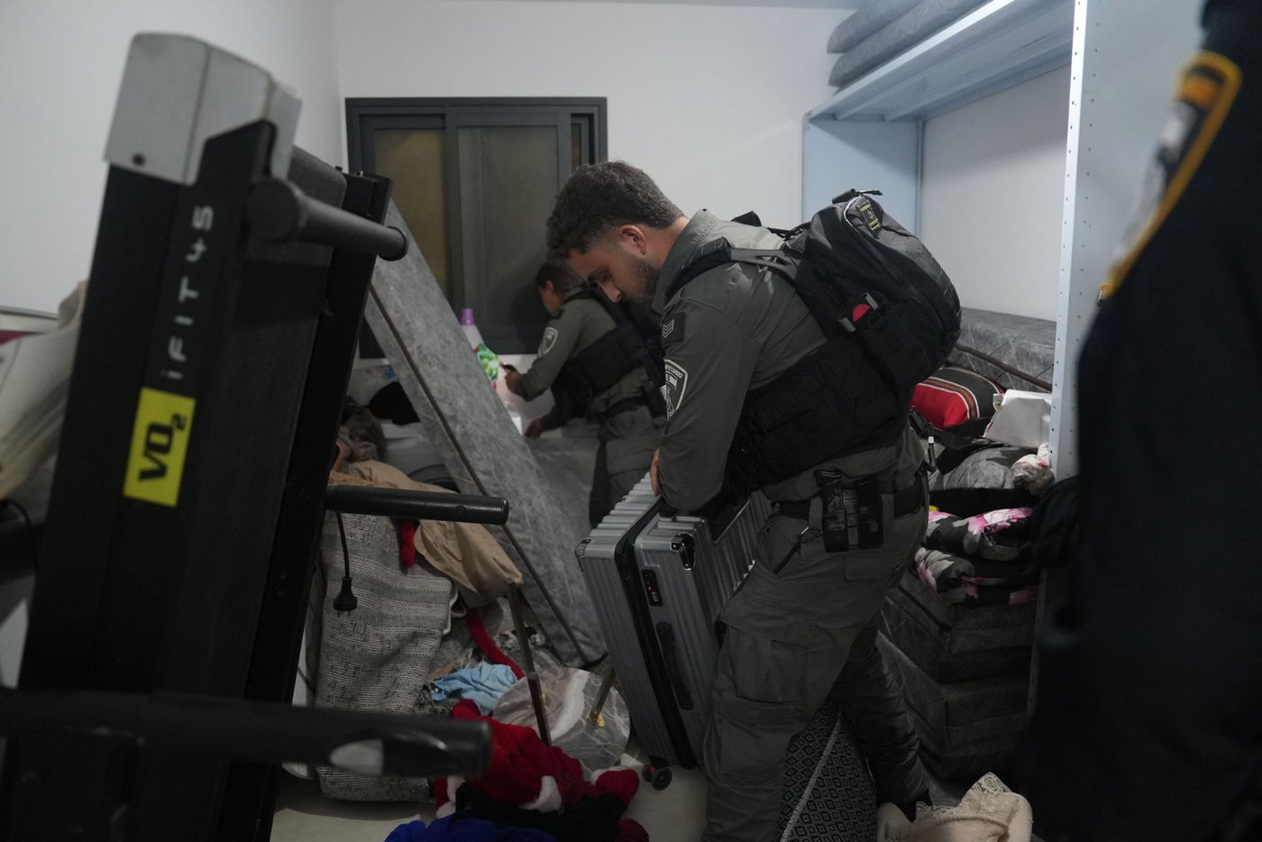 פשיטת עבר בערערה