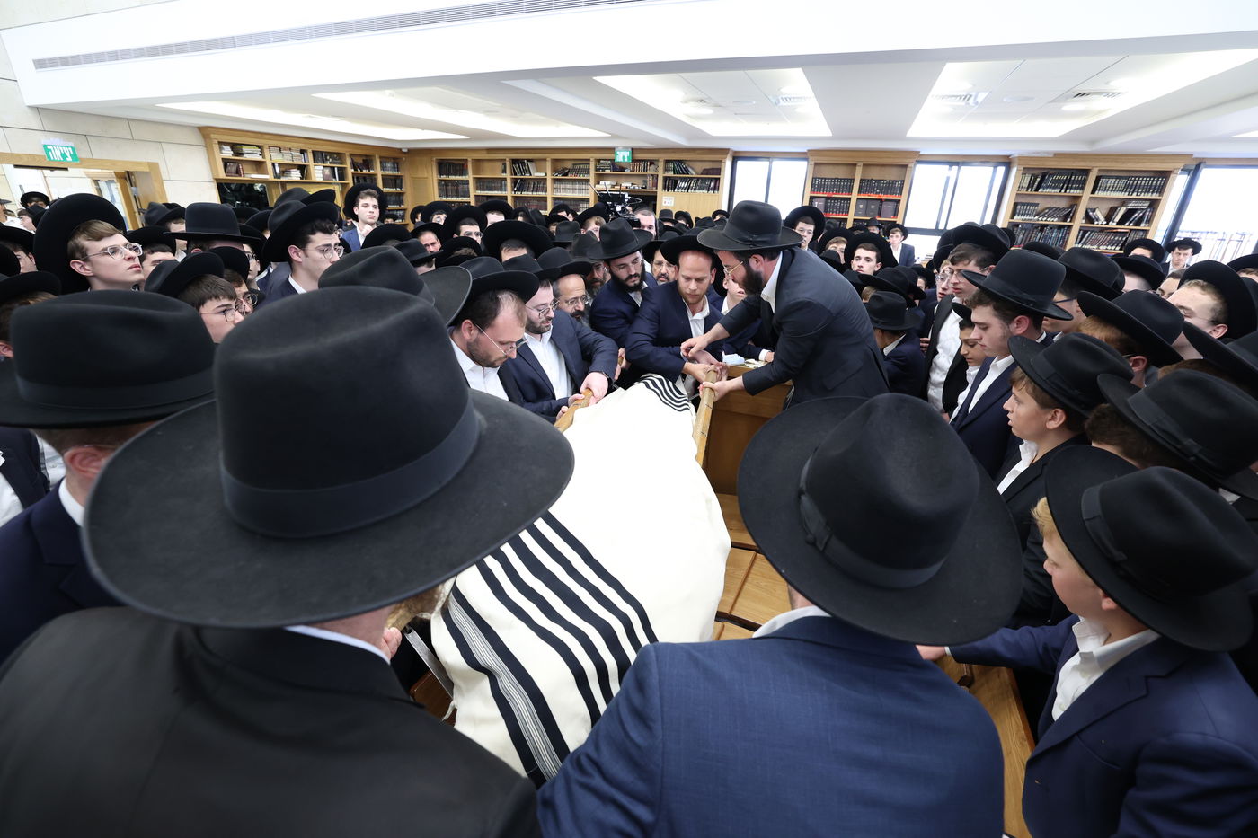 תיעוד מהלווית הגר"ש רבר זצ"ל