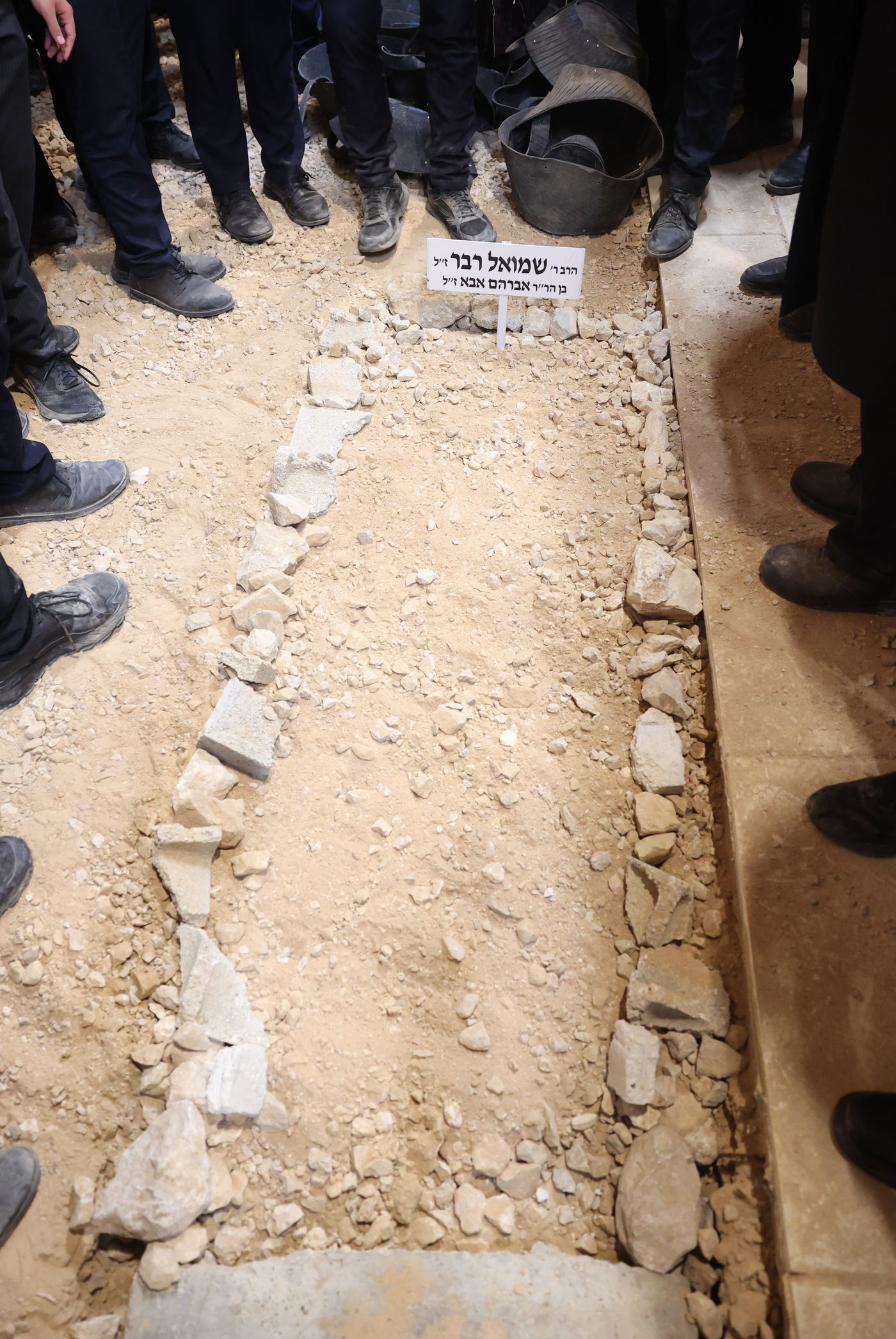 תיעוד מהלווית הגר"ש רבר זצ"ל