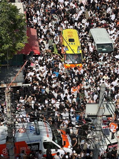 ההמונים באומן