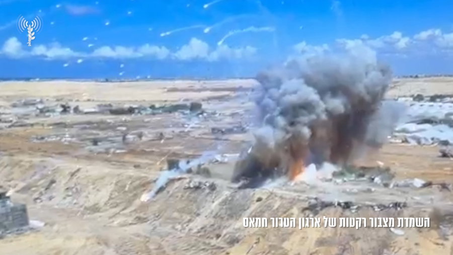 צפו: לוחמי חטיבה 401 משמידים מצבור רקטות ארוכות טווח של חמאס בתל סולטאן - רפיח