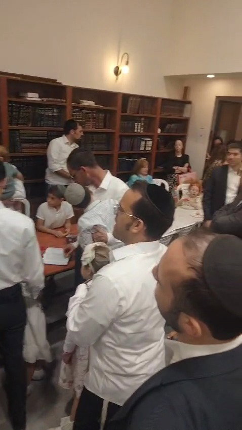 הבדלה בצאת השבת עם הרב לייבל