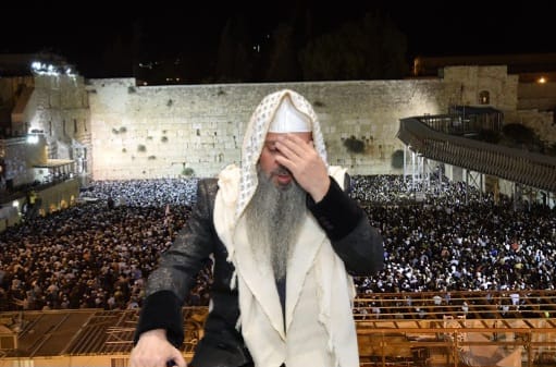 האדמו"ר רבי מרדכי שריקי ידוע ביכולתו לחבר בין קהל מכל השכבות