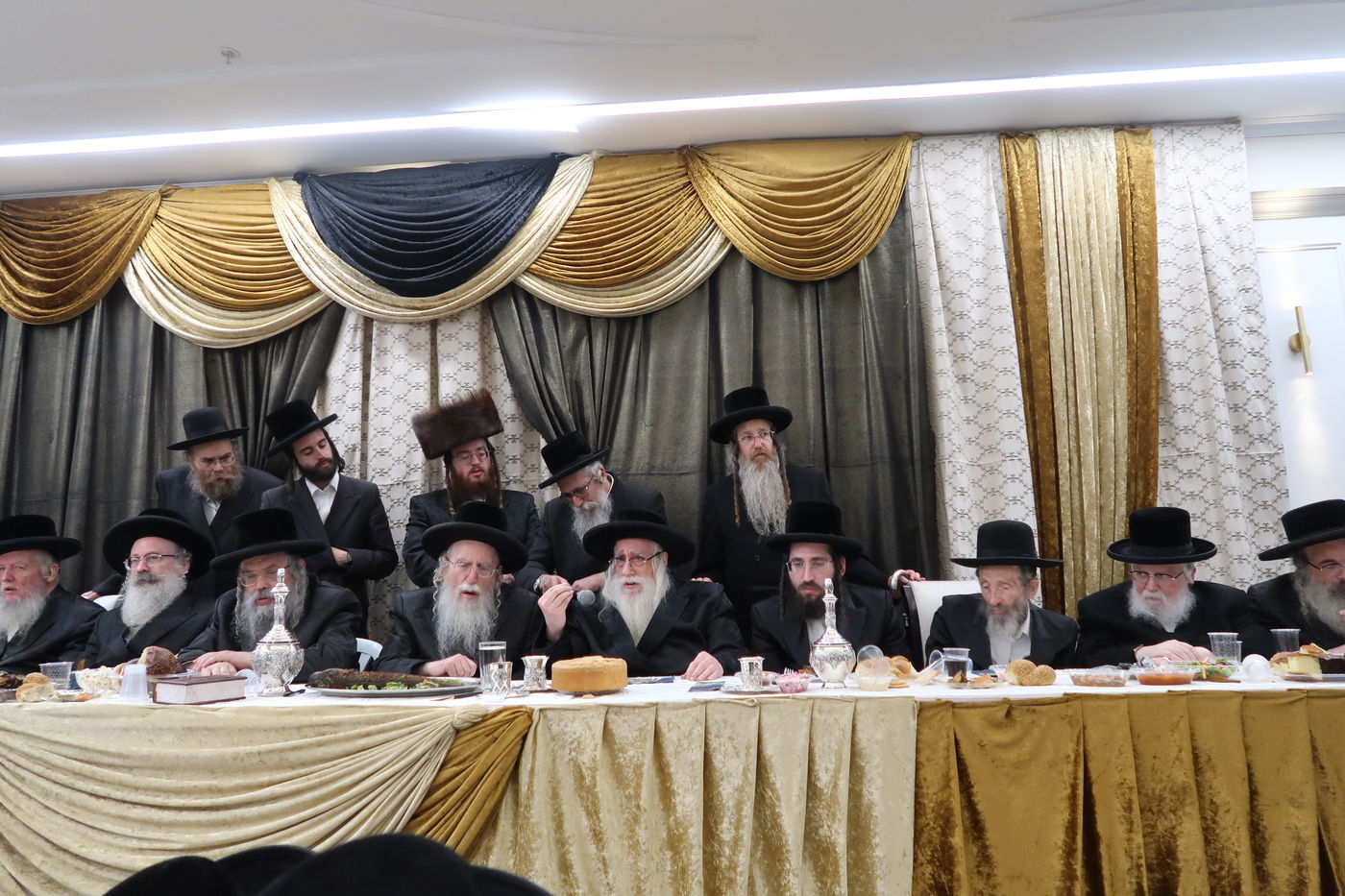 שמחת בית קרית צאנז ירושלים