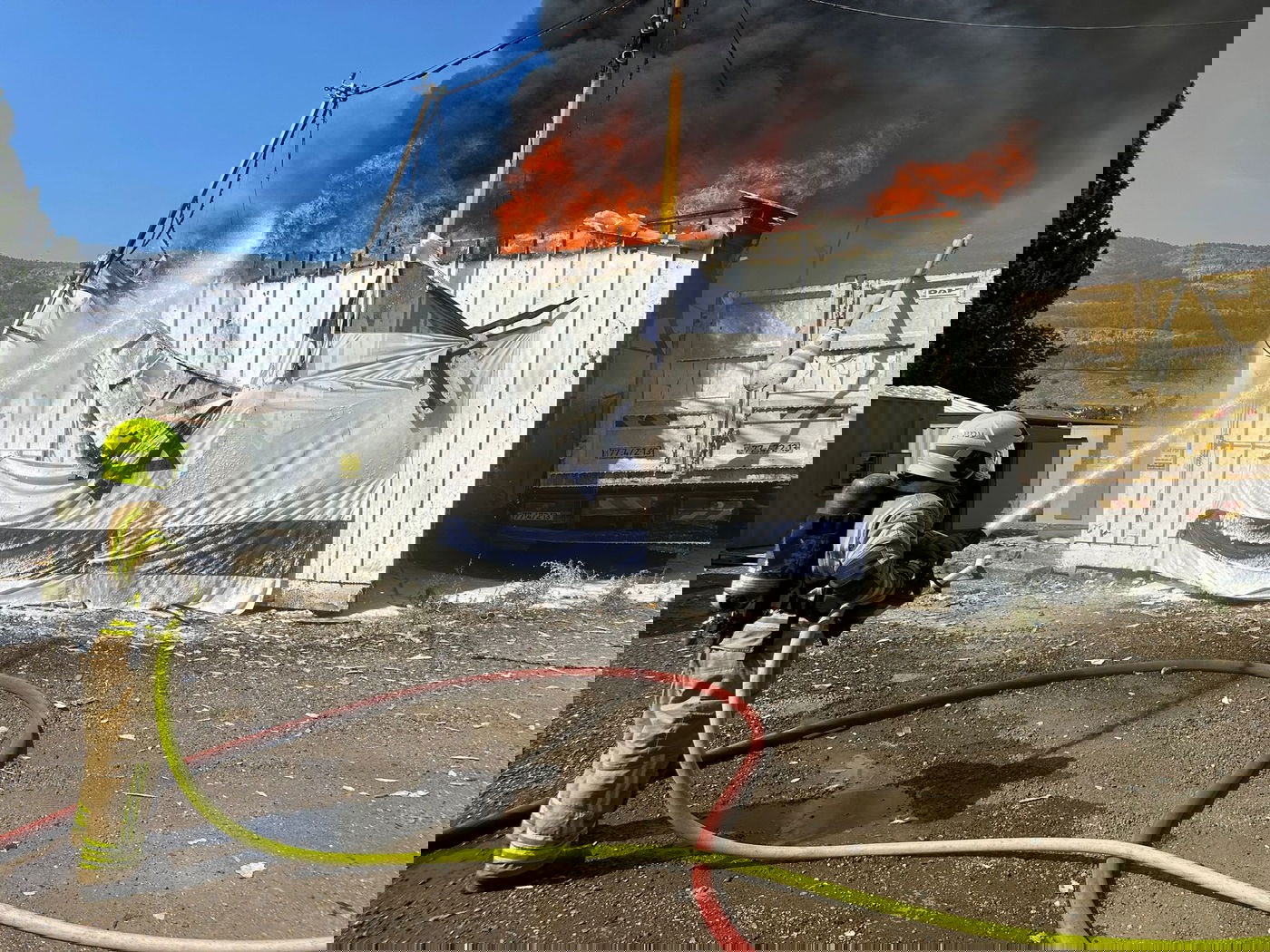 חיזבאללה שיגר כטב"מים לעבר בסיס השייטת בעתלית | דיווח סורי: חיה"א תקף בנמל טרטוס