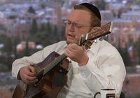 מילים: מתוך התפילה. לחן: הרב שלמה קרליבך