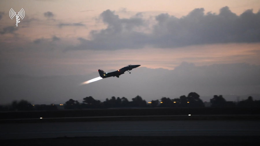 מטוסי חיל האוויר בדרכם לתקיפות בלבנון