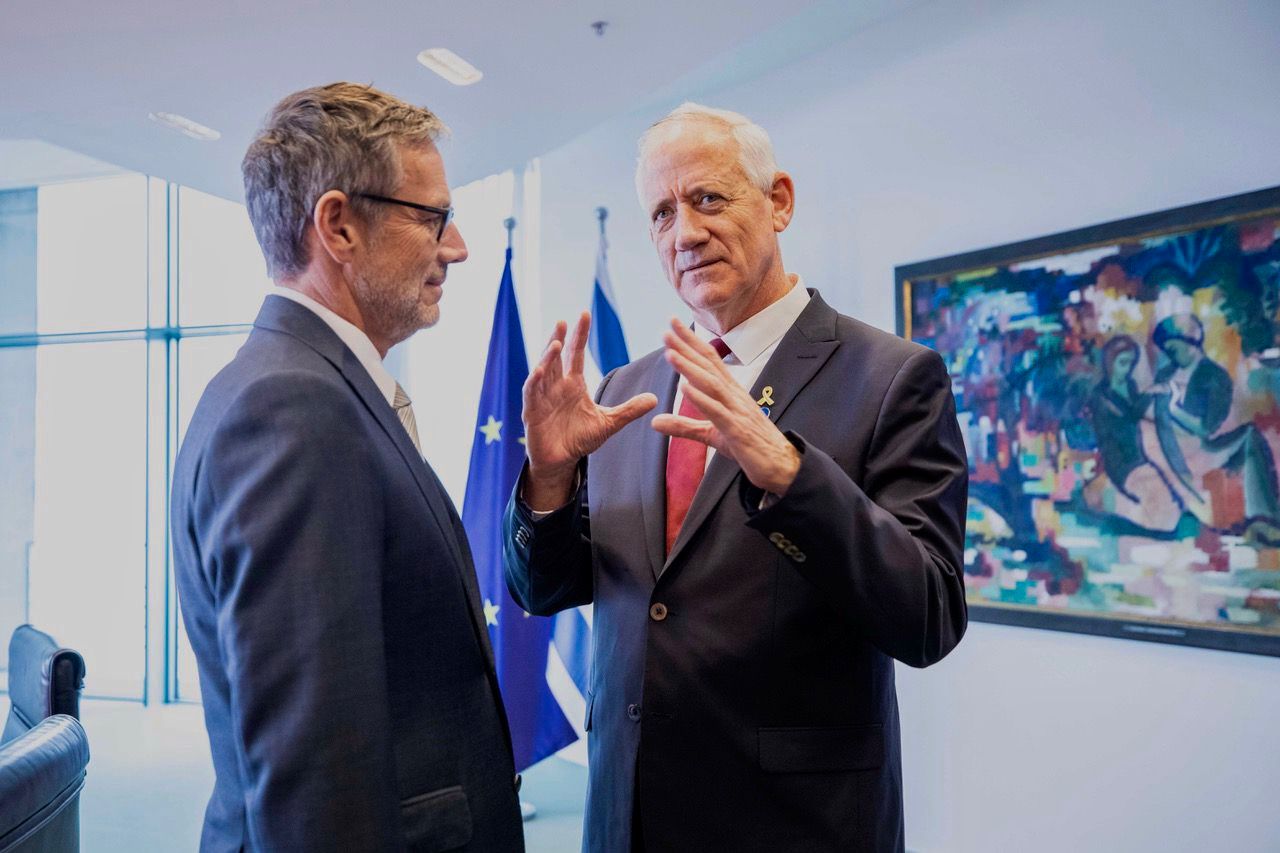 גנץ בגרמניה