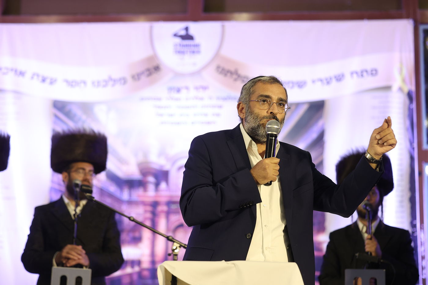 סליחות ראשונות עם משפחות החטופים 