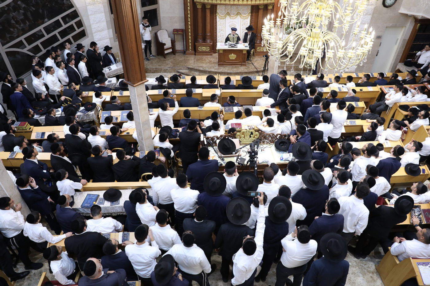 סליחות בקהילת 'היכל מרן'