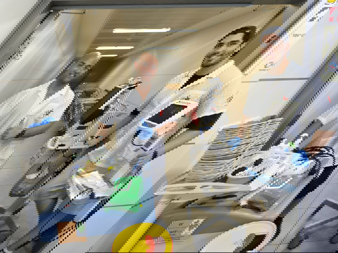 בתחילת השבוע הגיע רגע האמת ועשרות מתנדבים נמרצים נחלצו לסייע בפינוי