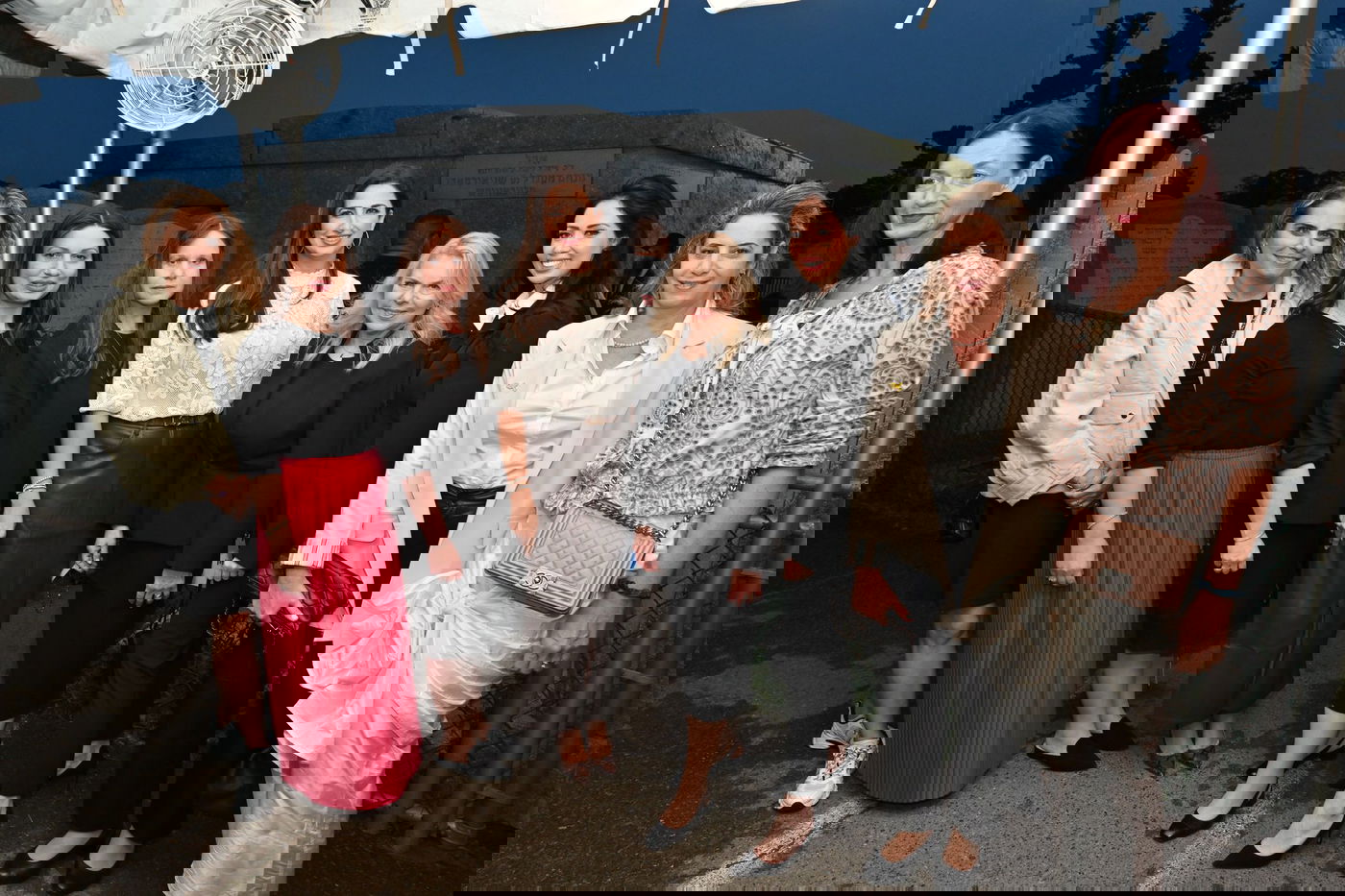 בהגעתה לניו יורק: שרה נתניהו התפללה בציון הרבי מליובאוויטש | תיעוד