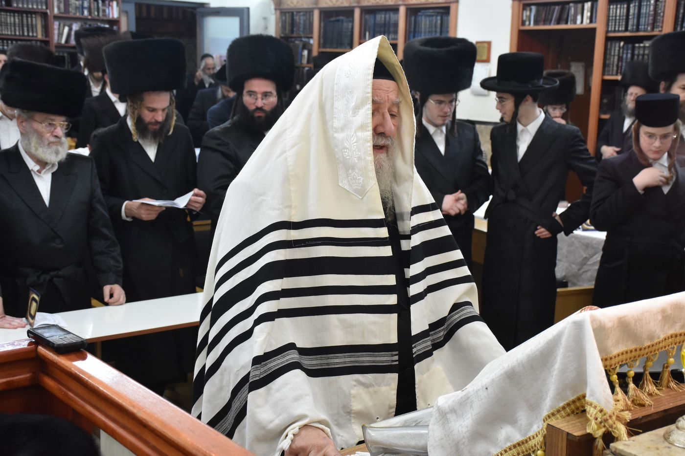 סליחות ראשונות בחצה"ק אשלג