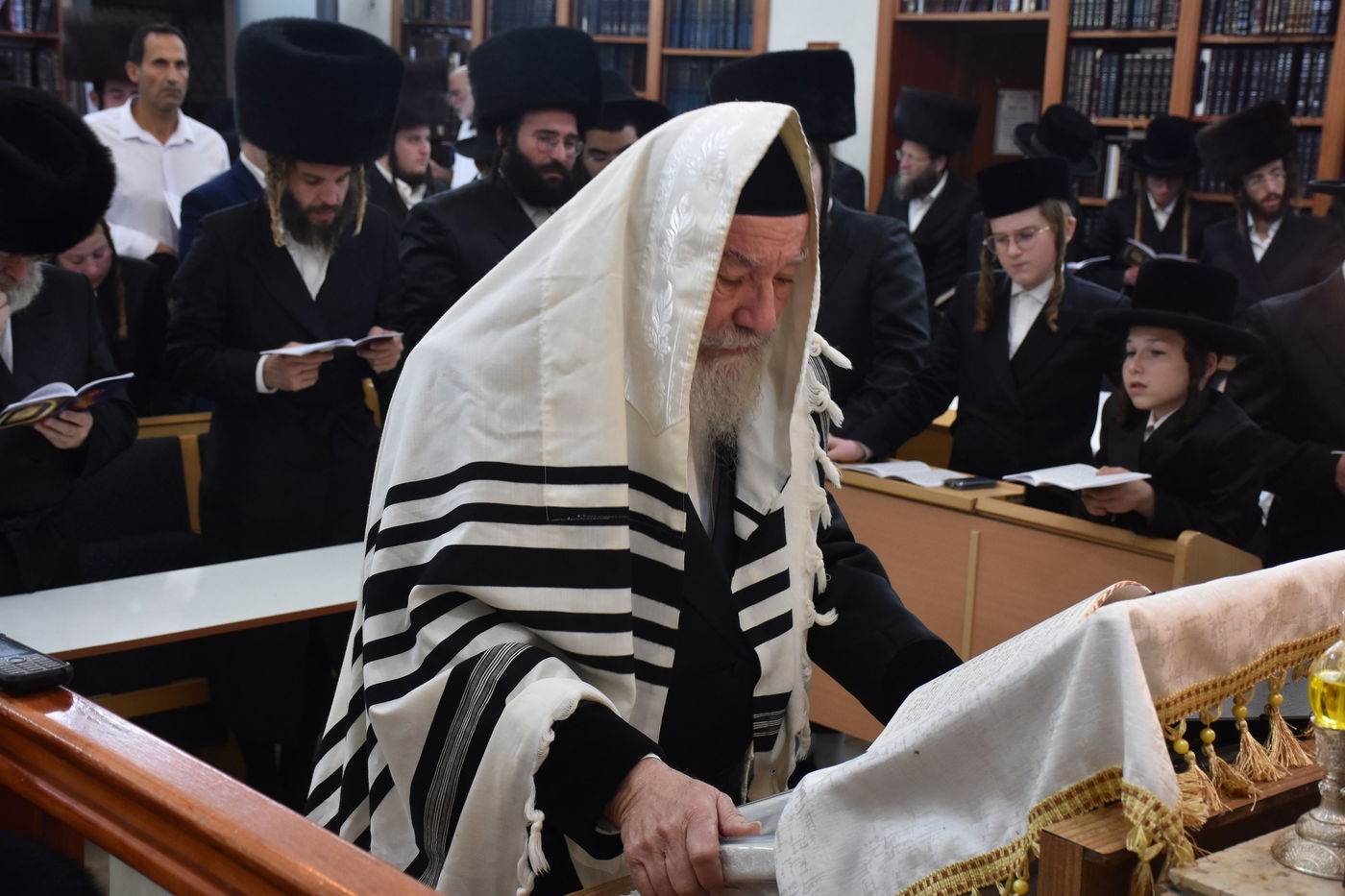 סליחות ראשונות בחצה"ק אשלג