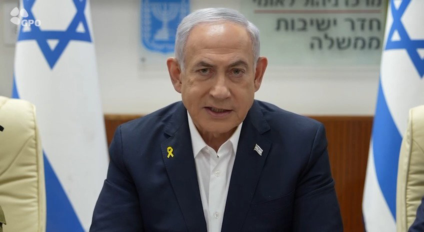 רה"מ בפתח  ישיבת הקבינט