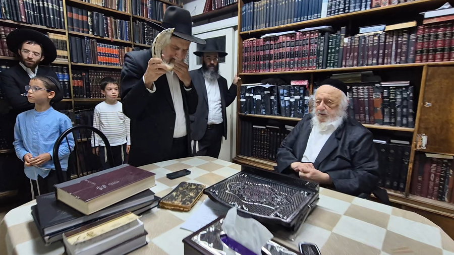 עושה חזרות על תקיעת שופר