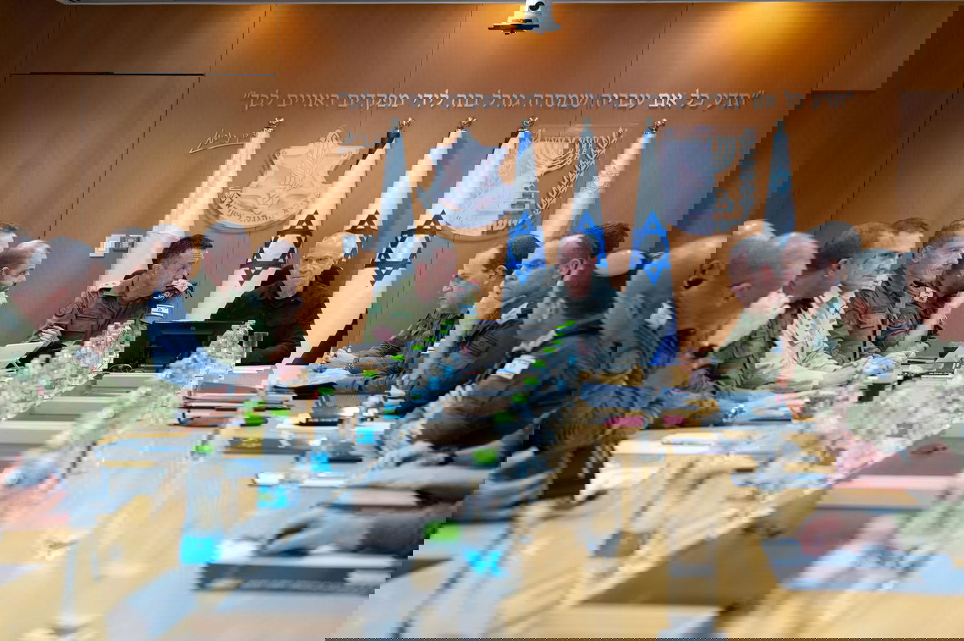 שר הביטחון לפורום מטכ"ל: הוכחנו שישראל יודעת להתרומם 