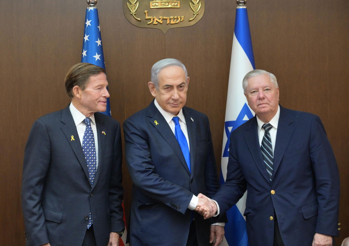 ביקורם של הסנאטורים הבכירים הסתיים בכותל המערבי | תיעוד 