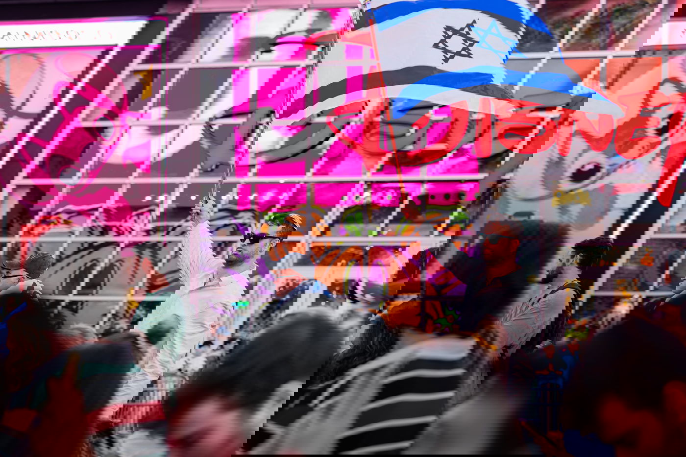 העצרת בטיימס סקוור, אמש 7.10