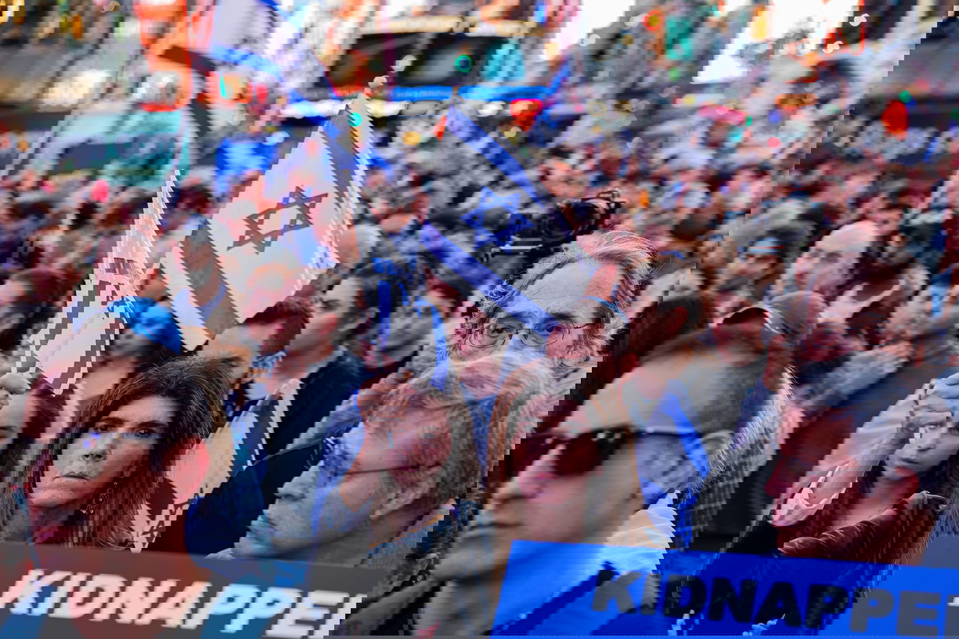 העצרת בטיימס סקוור, אמש 7.10