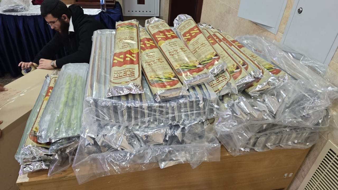 כמו פעם: מבצע חוצה יבשות להשגת אתרוג לקהילות נידחות באוקראינה