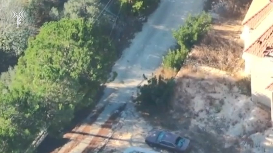 תיעוד מרחפן של חיסול 3 מחבלים חמושים על-ידי מכלול האש של חטיבה 282