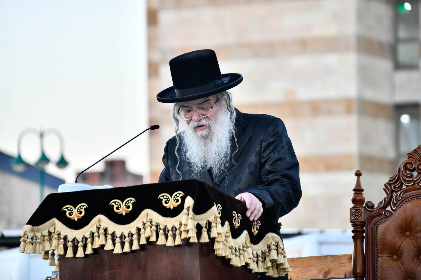 האדמו"ר מדארג בתשליך 