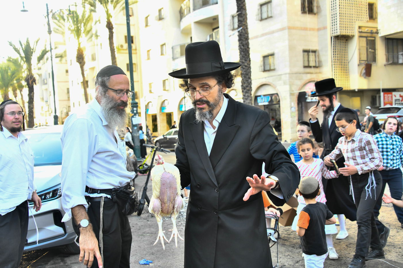 מנהג כפרות בבני ברק 