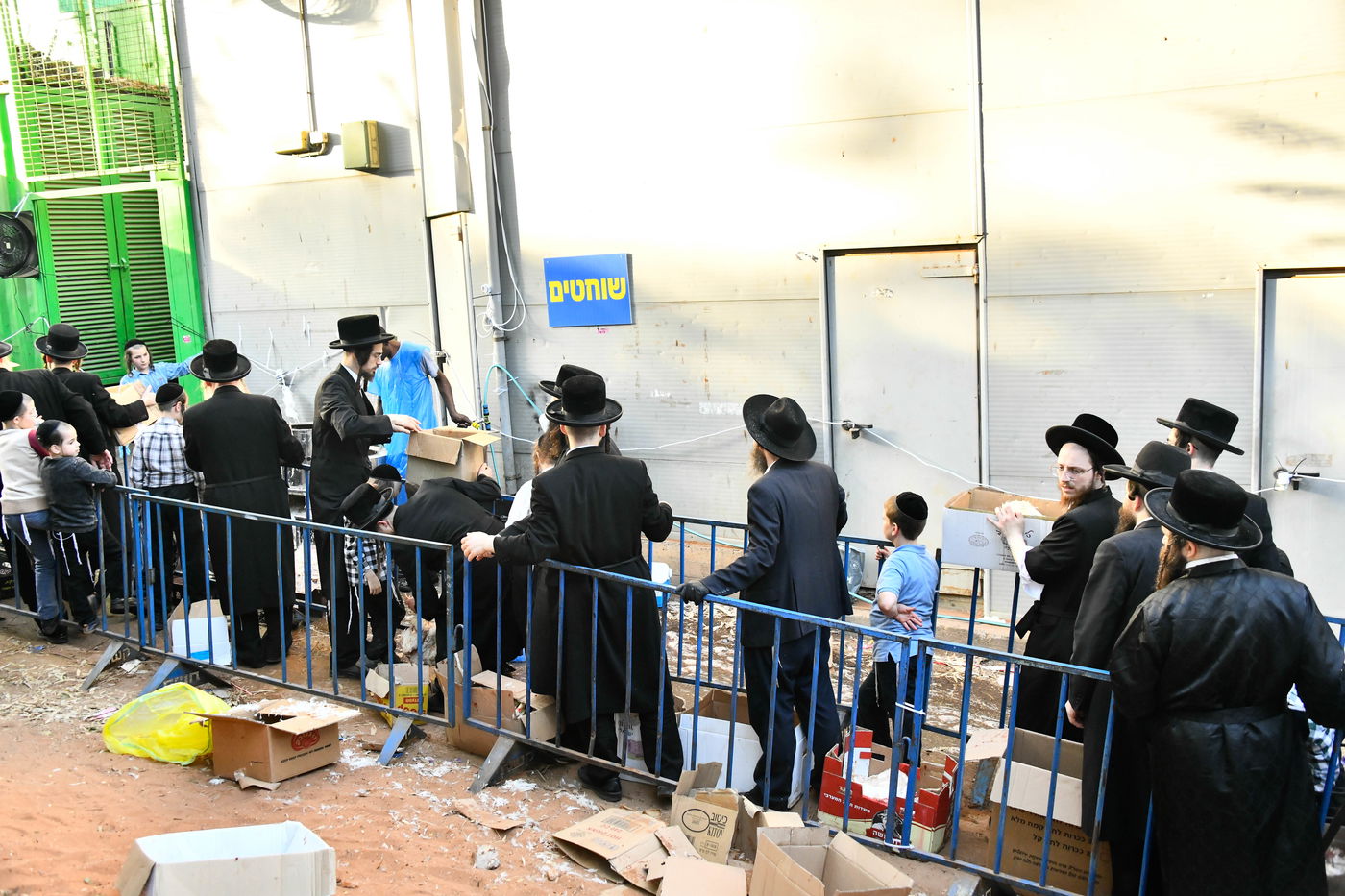 מנהג כפרות בבני ברק 