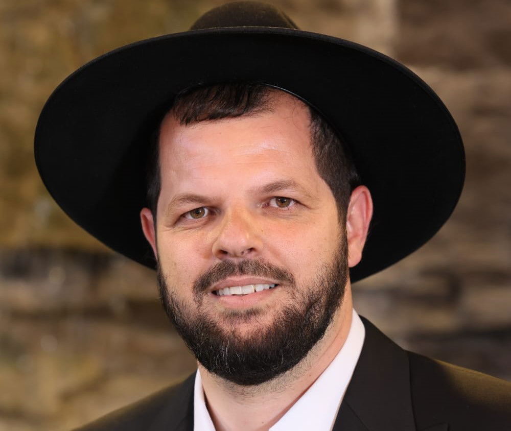 "עמדתי מול המחבל וצעקתי: בא נראה אותך!" | סיפור הגבורה של מנהל הת"ת בחדרה