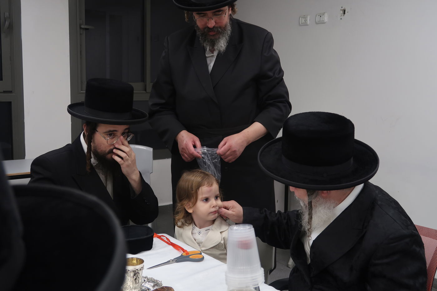 שמחת החלאקה לנכד האדמורי"ם משאץ ויזניץ - לייטשיק