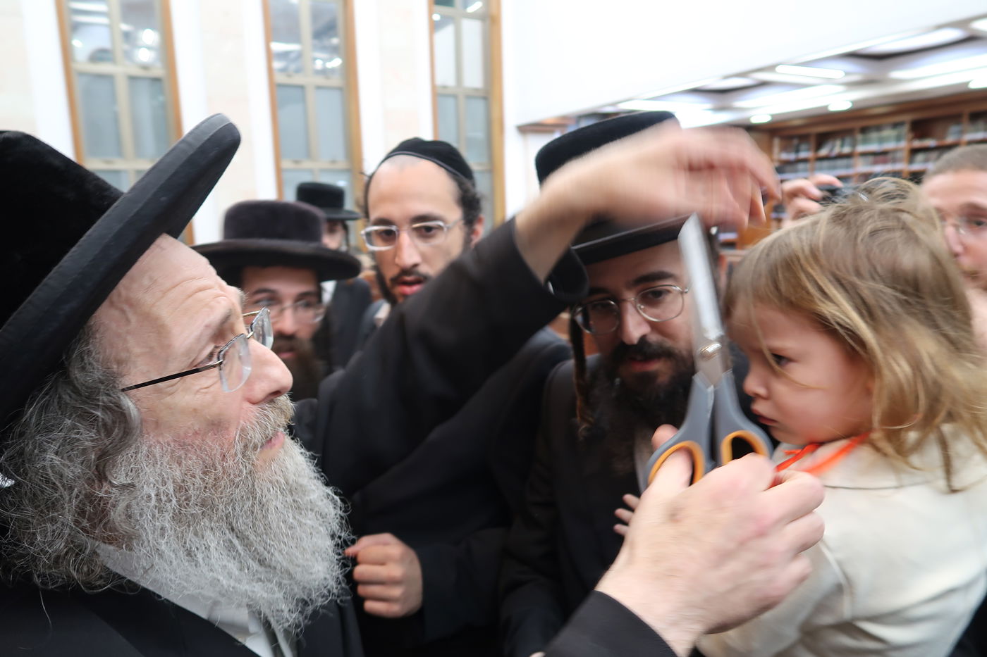 שמחת החלאקה לנכד האדמורי"ם משאץ ויזניץ - לייטשיק