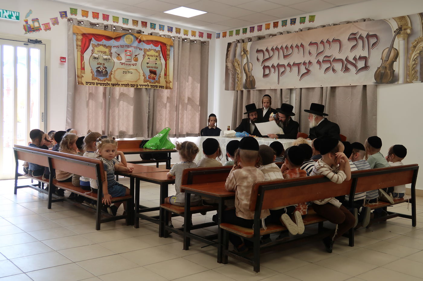 שמחת החלאקה לנכד האדמורי"ם משאץ ויזניץ - לייטשיק