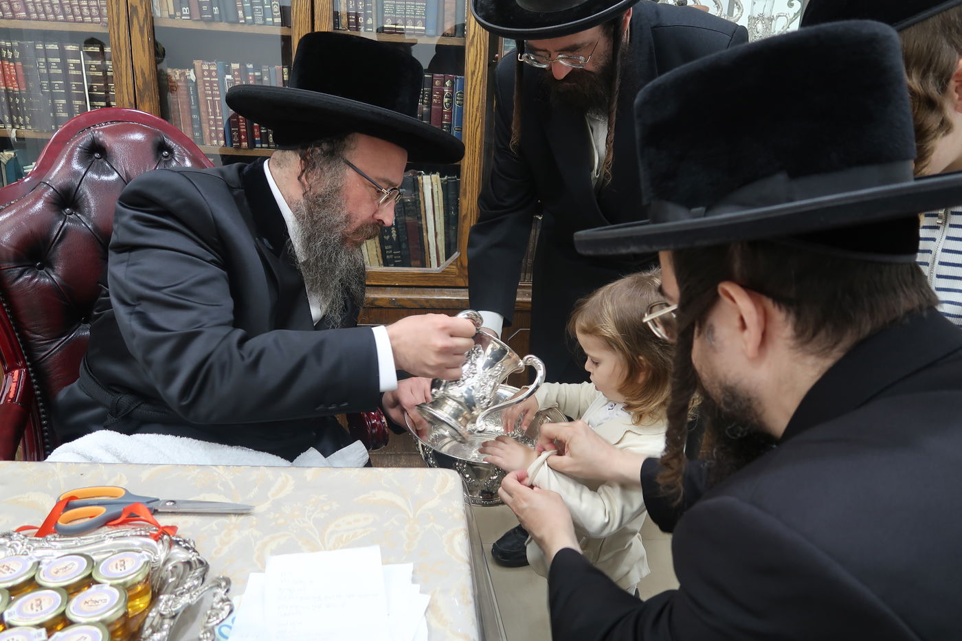 שמחת החלאקה לנכד האדמורי"ם משאץ ויזניץ - לייטשיק